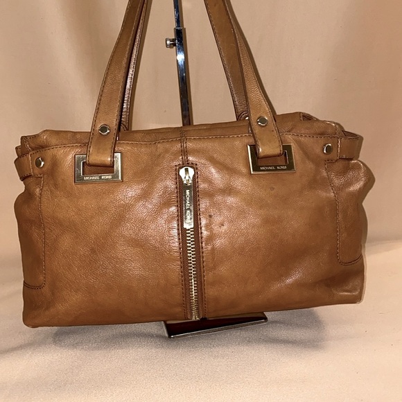 Michael By Michael Kors Vintage Tan Leather Satchel/Shoulder EUC - Picture 3 of 16